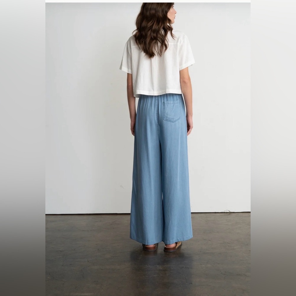 Elle Grey wide leg pants size small - Picture 3 of 5
